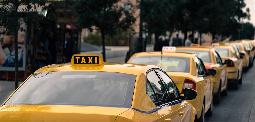 Pourquoi choisir les taxis pour votre transport urbain quotidien ?